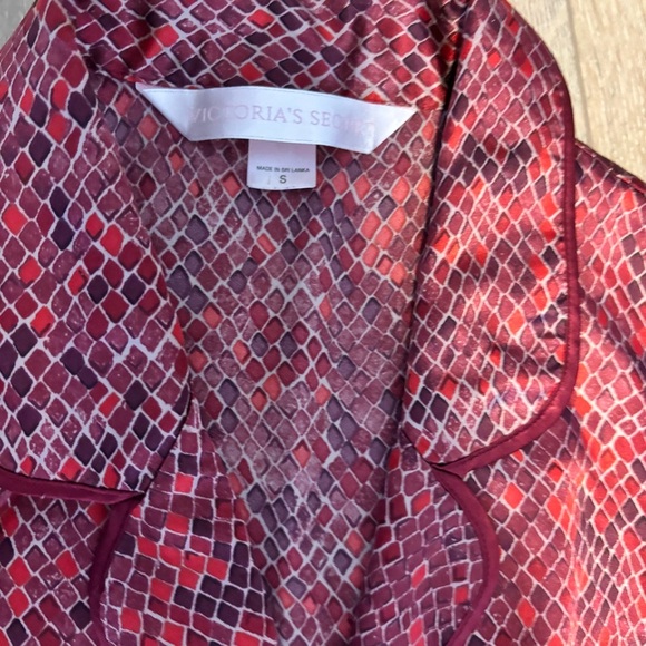 Victoria's Secret Red Snakeskin
PJ Set - Picture 5 of 6